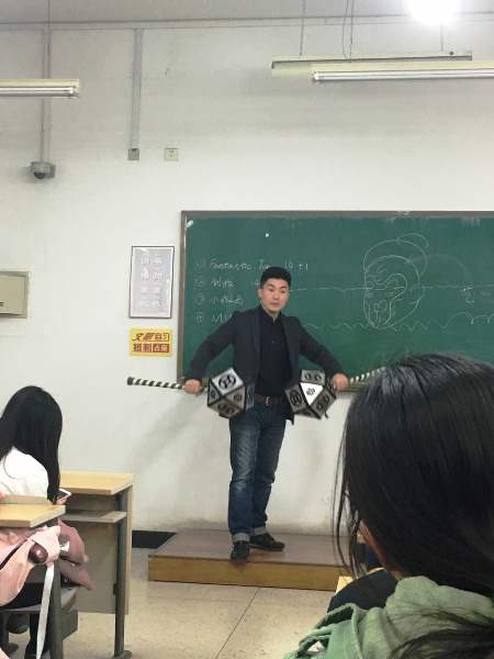 1499304610822380.jpg 色情免费
研究生学术周末感悟京剧艺术2.jpg