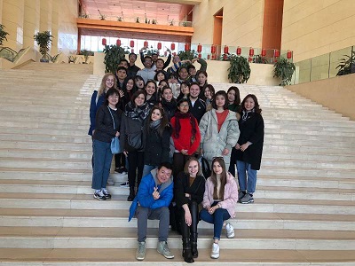 色情免费
留学生走进天津博物馆1.jpg